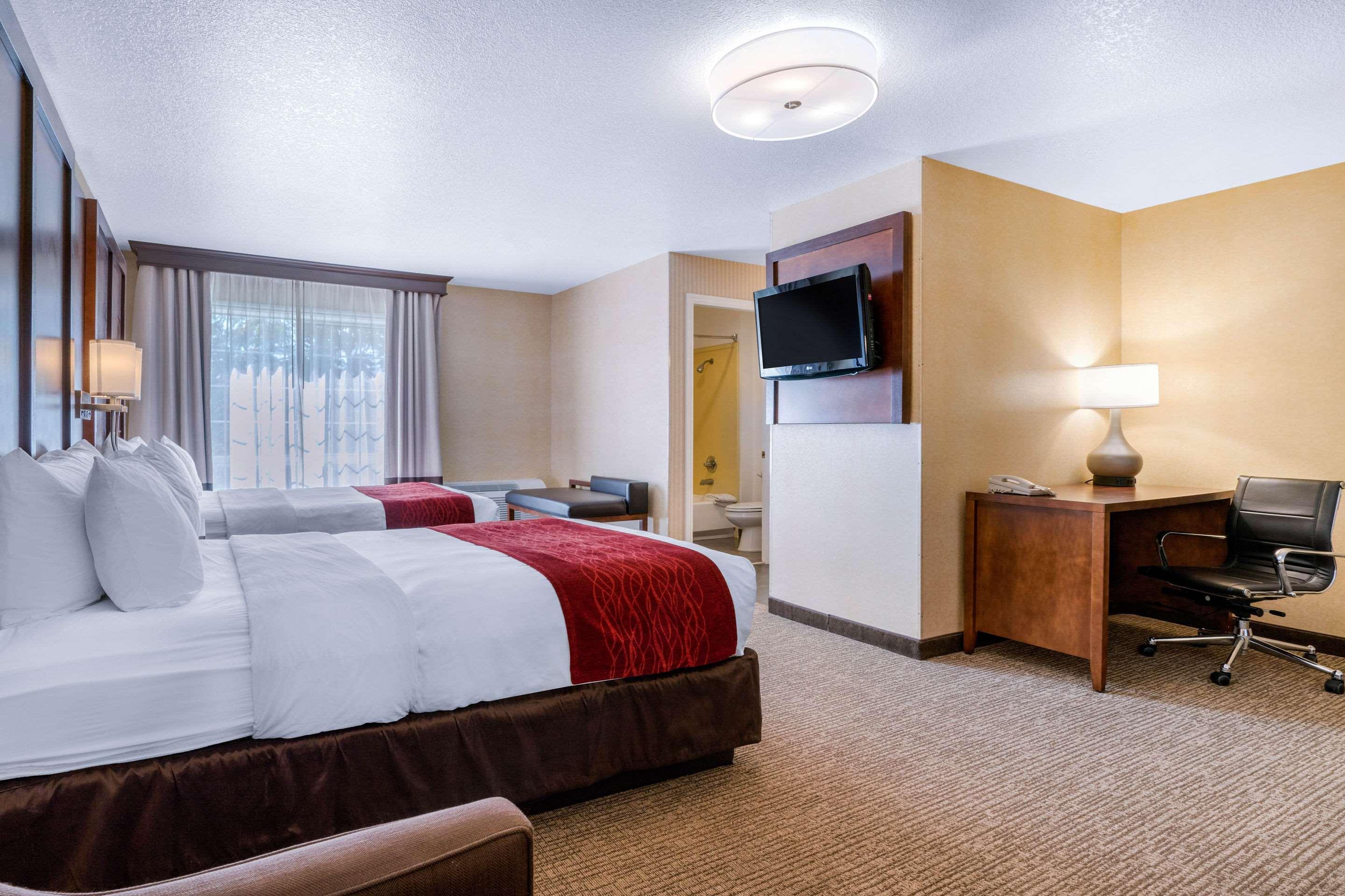 Comfort Suites Red Bluff Near I-5 Exterior photo