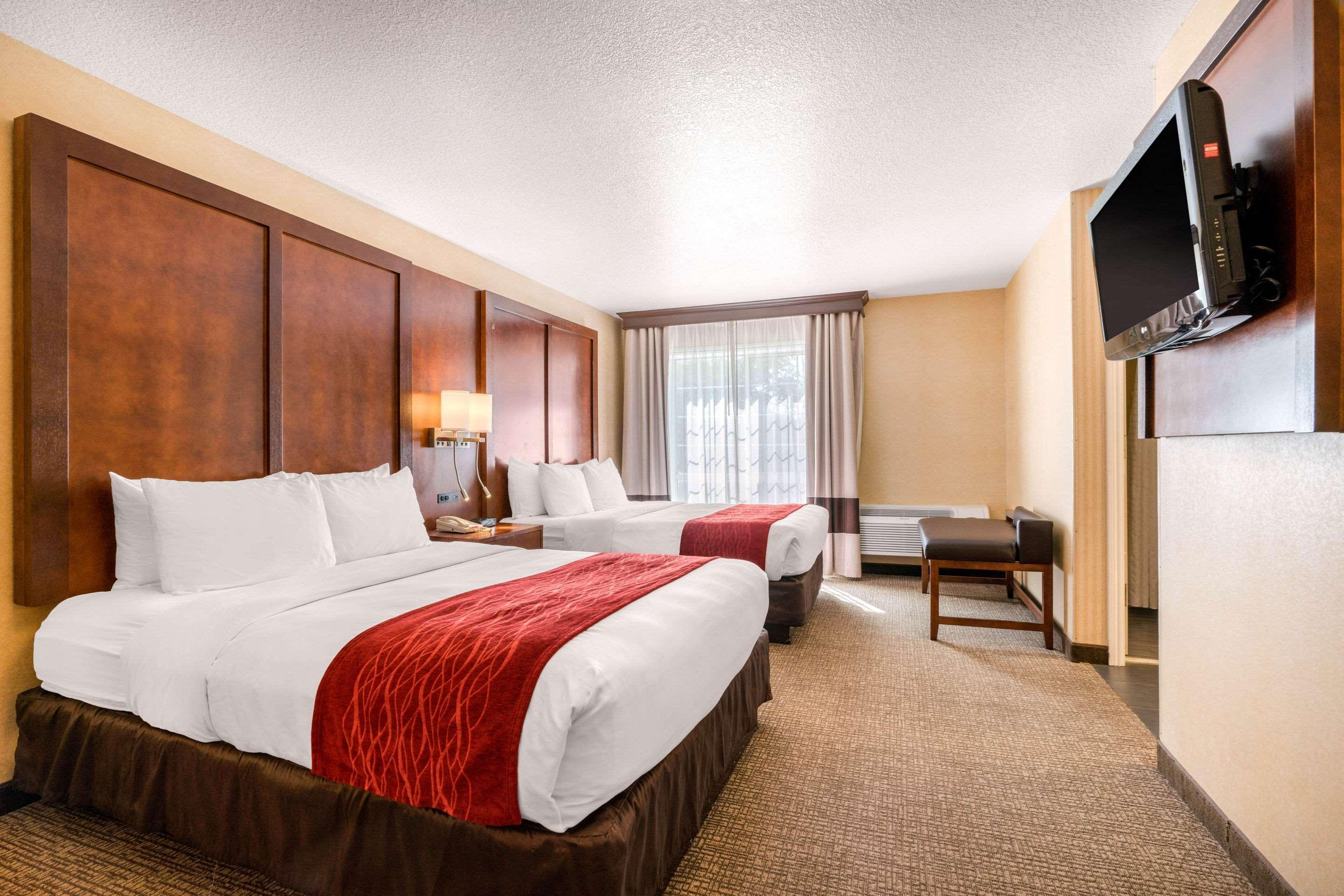 Comfort Suites Red Bluff Near I-5 Exterior photo